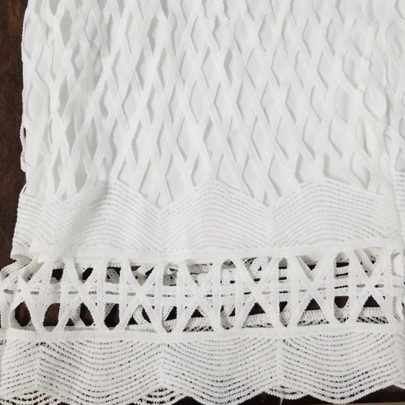 ❤Club L White Cut Out Long Sleeve Party Dress - Picture 6 of 8